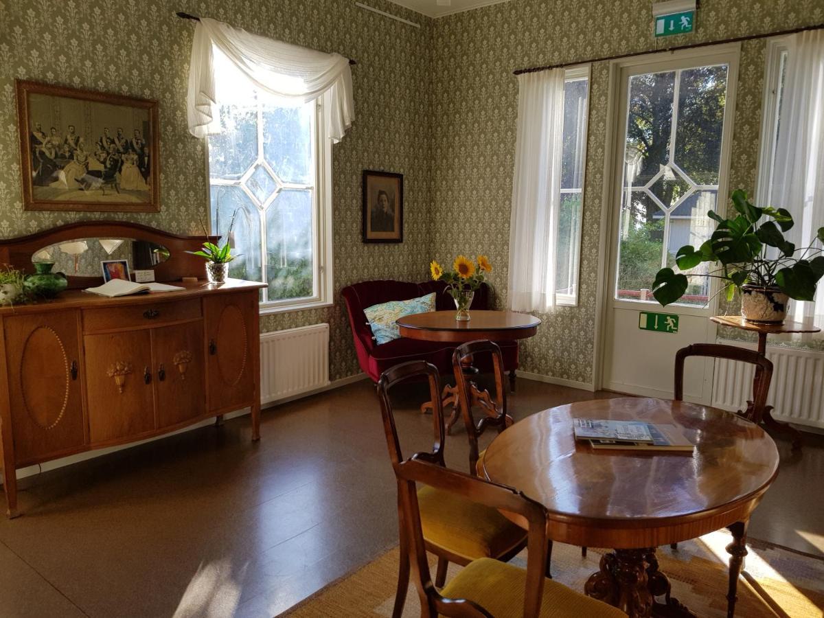 Villa Eira Vandrarhem Hjo Exteriér fotografie